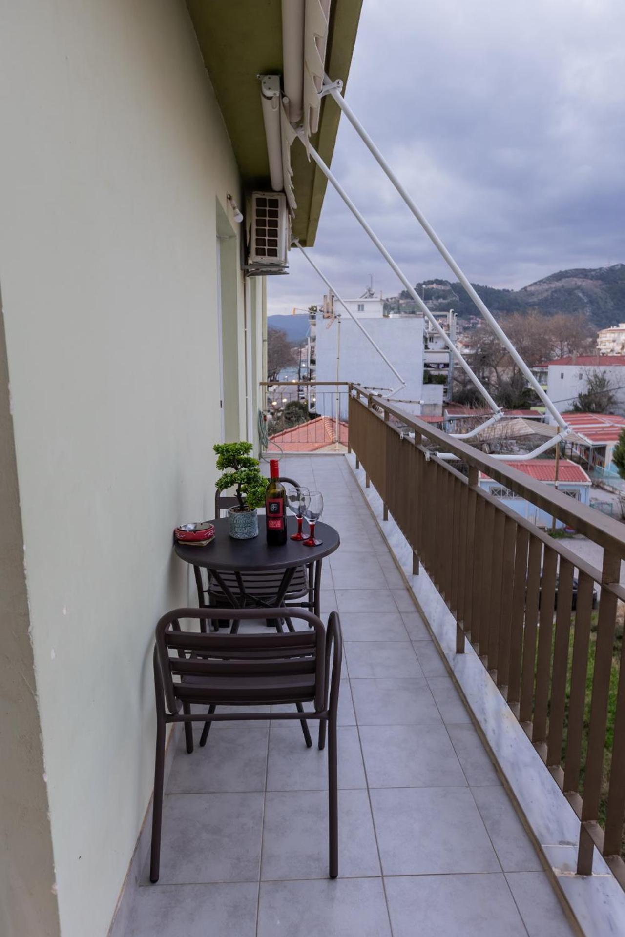 Τριάρι Διαμέρισμα 2Ο Ορόφου Ναύπακτος Εξωτερικό φωτογραφία